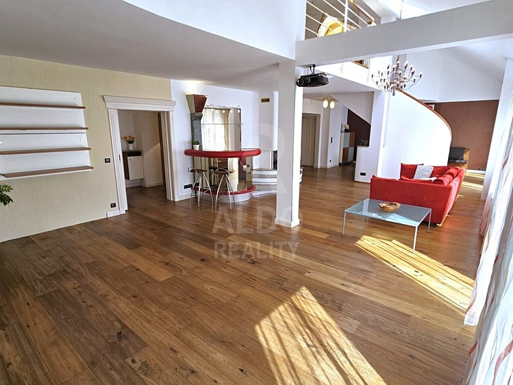Prodej bytu atypické 255 m² - foto 5