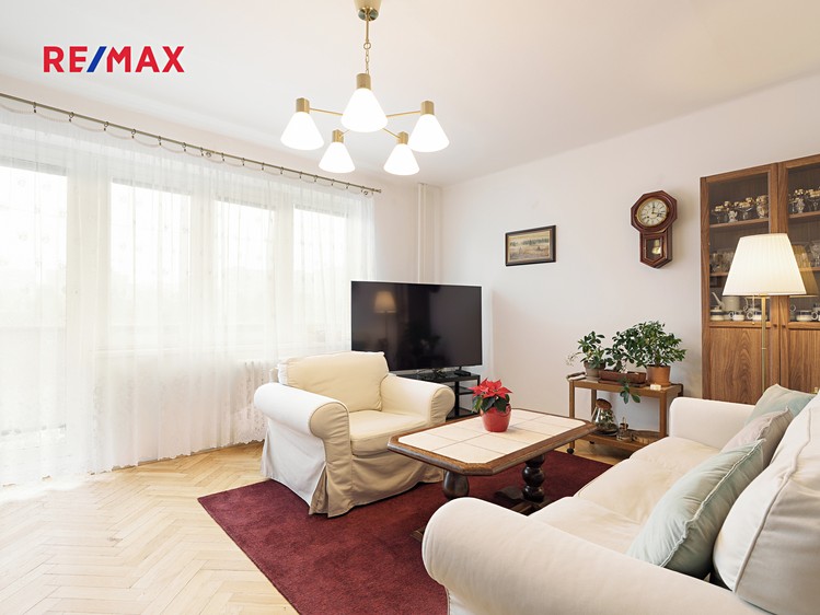 Prodej bytu 3+1 71 m² - foto 1