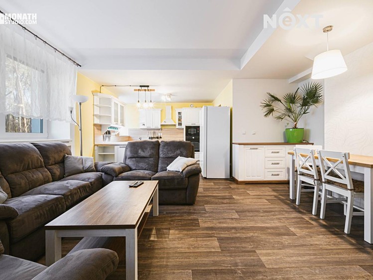 Prodej bytu 3+kk 93 m² (Jednopodlažní) - foto 1