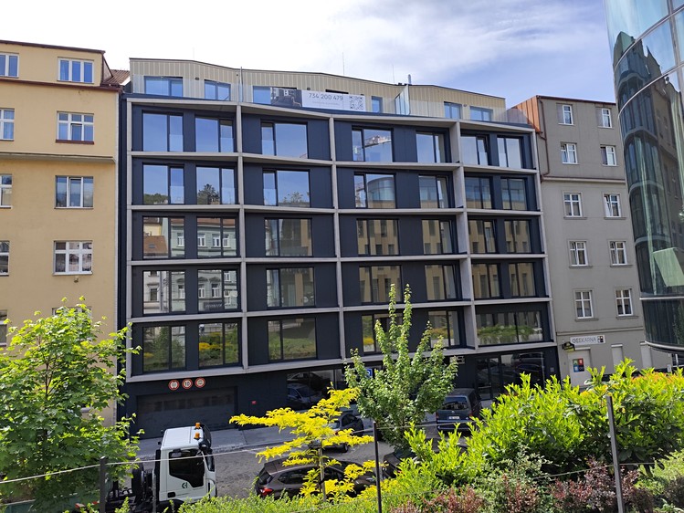 Prodej bytu 1+kk 63 m² - foto 1