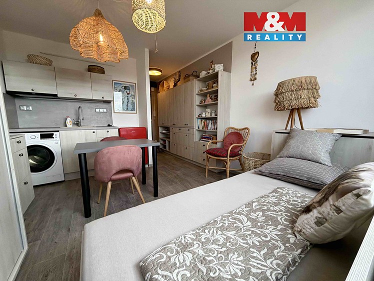 Prodej bytu 1+kk 19 m² - foto 1