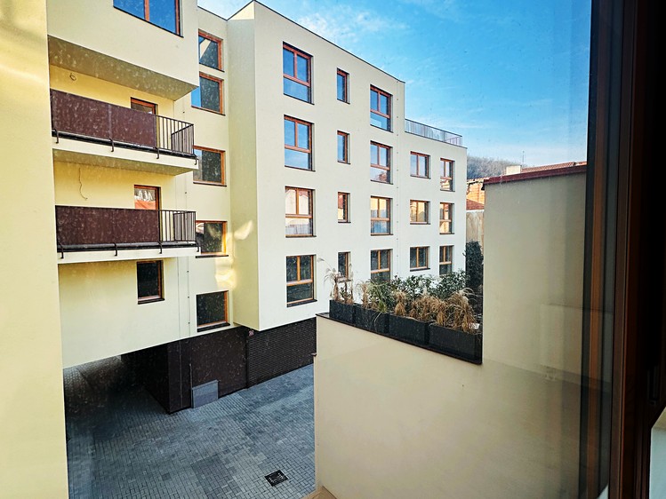 Prodej bytu 3+1 109 m² (Jednopodlažní) - foto 2