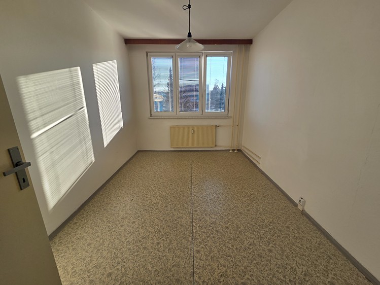 Pronájem bytu 3+1 68 m² - foto 5