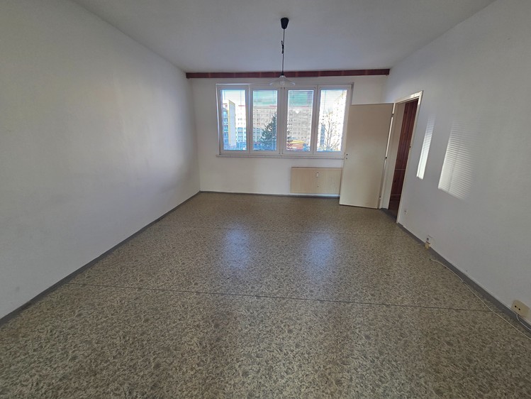 Pronájem bytu 3+1 68 m² - foto 7