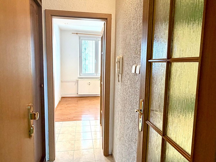 Pronájem bytu 2+kk 36 m² - foto 4