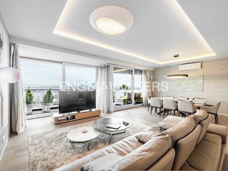 Pronájem bytu 3+kk 130 m² - foto 1