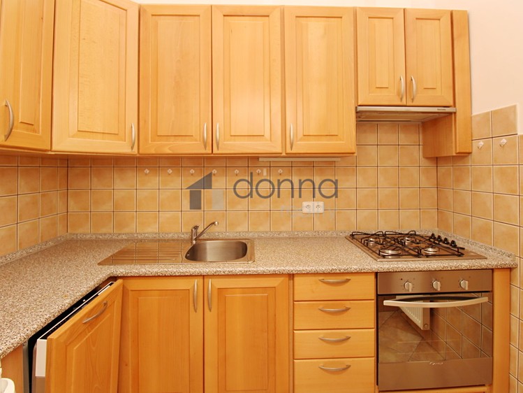 Pronájem bytu 2+kk 75 m² - foto 3