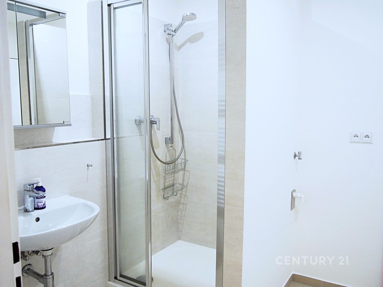 Pronájem bytu 3+kk 59 m² - foto 4