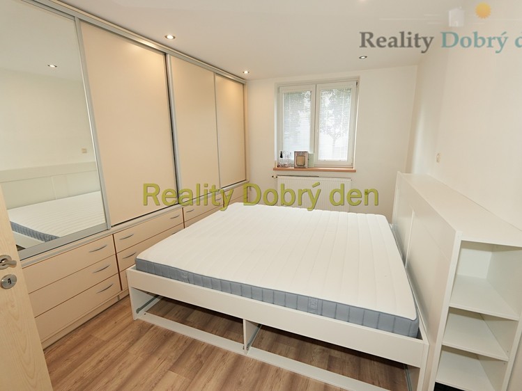 Pronájem bytu 2+kk 52 m² - foto 7
