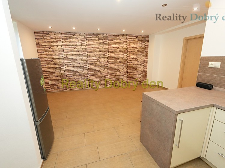 Pronájem bytu 2+kk 52 m² - foto 6