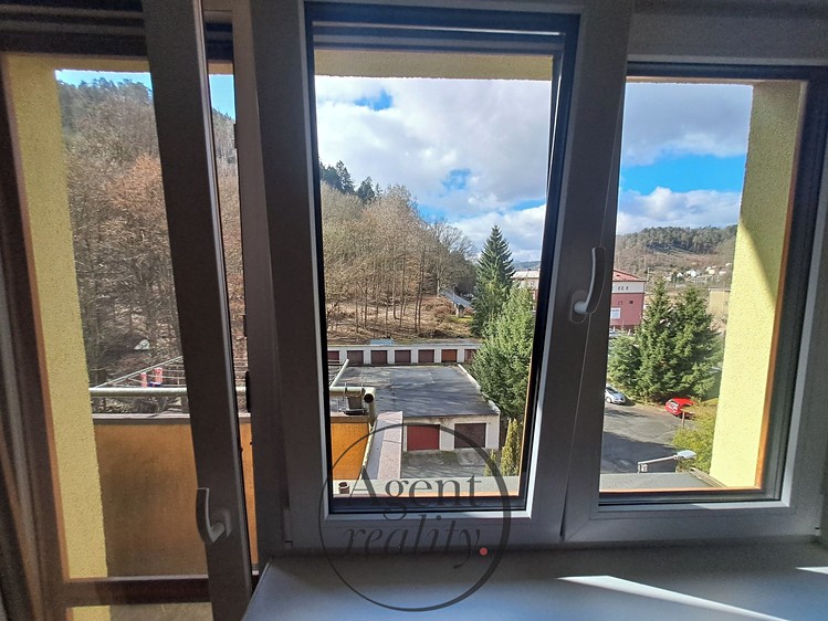Pronájem bytu 3+1 71 m² - foto 8