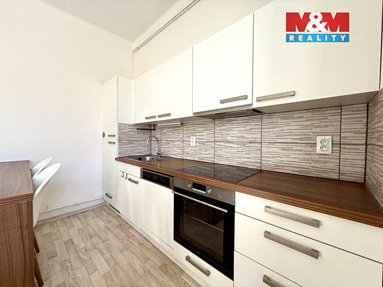 Pronájem bytu 1+1 40 m² - foto 3