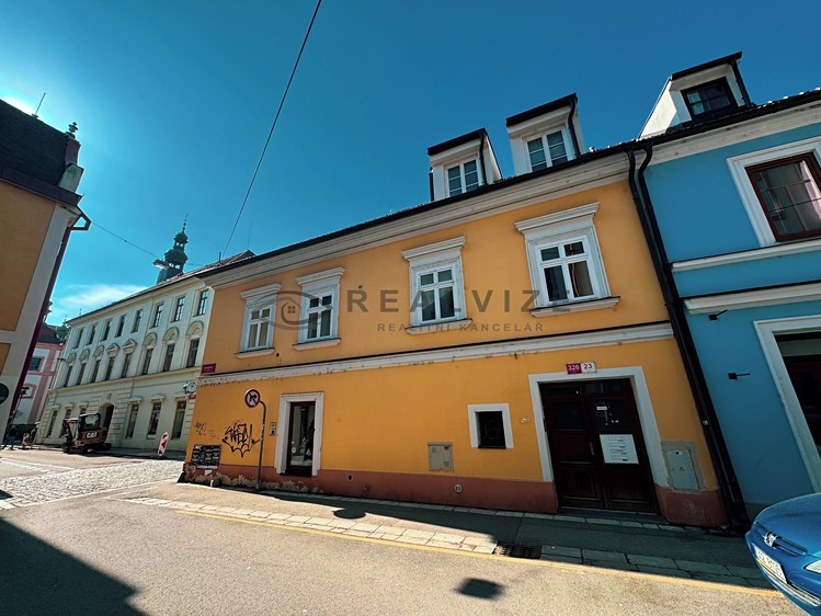Pronájem bytu 1+kk 27 m² (Jednopodlažní) - foto 1