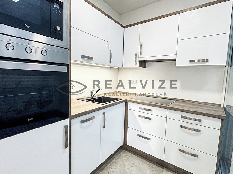 Pronájem bytu 1+kk 27 m² (Jednopodlažní) - foto 7