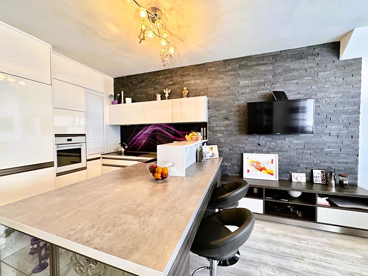 Pronájem bytu 3+kk 82 m² (Jednopodlažní) - foto 4