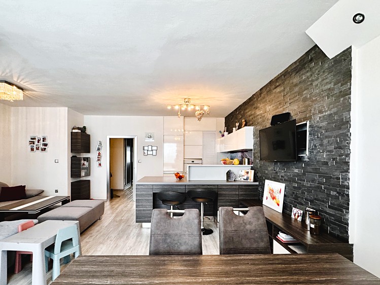 Pronájem bytu 3+kk 82 m² (Jednopodlažní) - foto 8