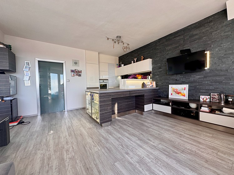 Pronájem bytu 3+kk 82 m² (Jednopodlažní) - foto 5