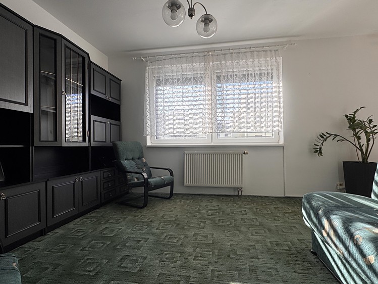 Pronájem bytu 2+kk 60 m² (Jednopodlažní) - foto 1