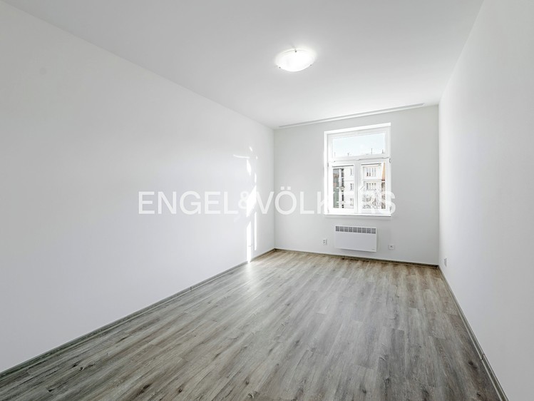 Pronájem bytu 2+kk 44 m² - foto 4