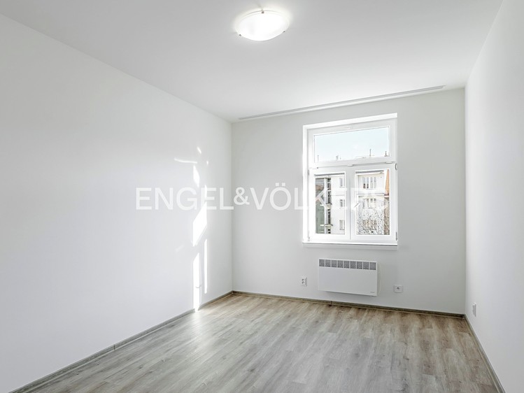 Pronájem bytu 2+kk 44 m² - foto 3