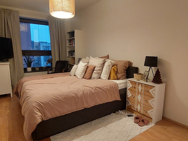 Pronájem bytu 2+kk 70 m² (Jednopodlažní) - foto 1