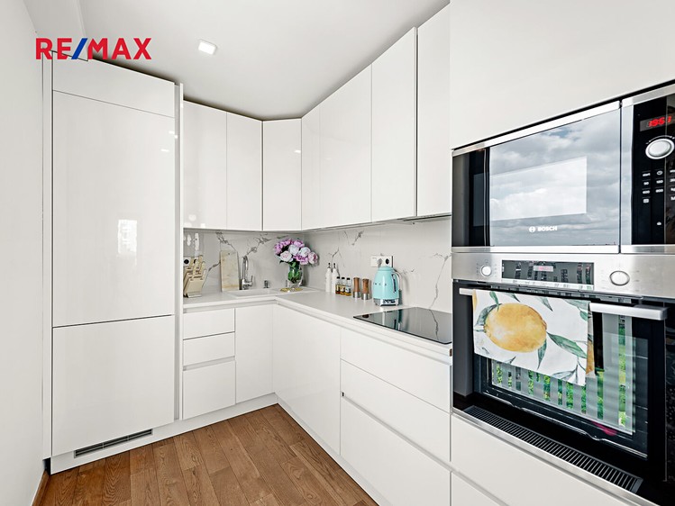 Pronájem bytu 2+kk 71 m² (Jednopodlažní) - foto 5