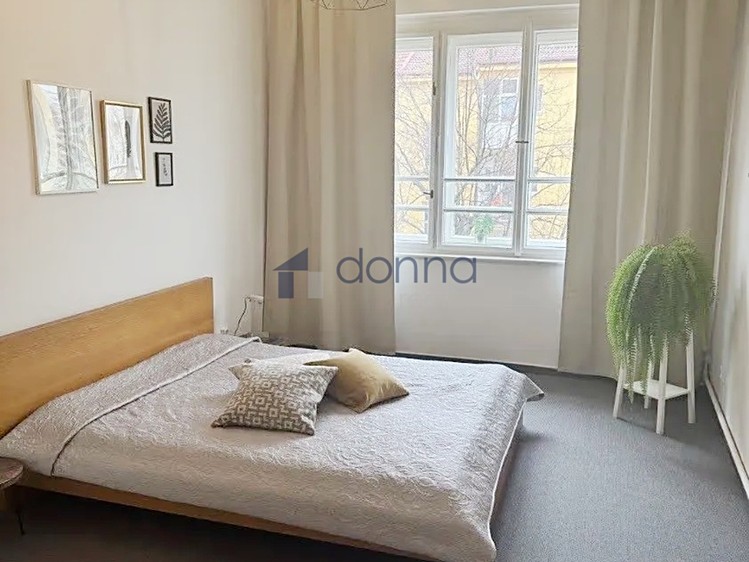 Pronájem bytu 2+kk 44 m² - foto 2