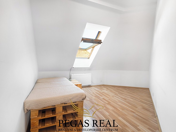 Pronájem bytu 2+kk 51 m² - foto 4