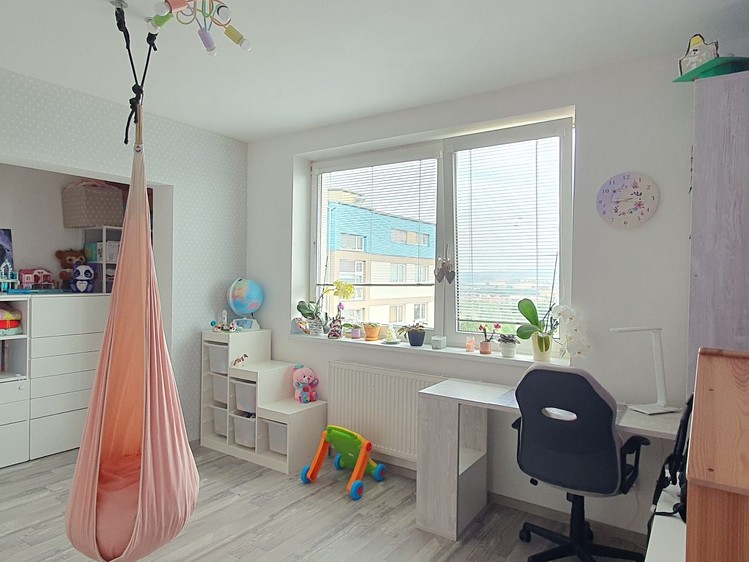 Pronájem bytu 3+kk 69 m² - foto 2