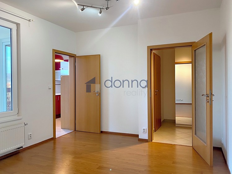 Pronájem bytu 1+1 35 m² - foto 8