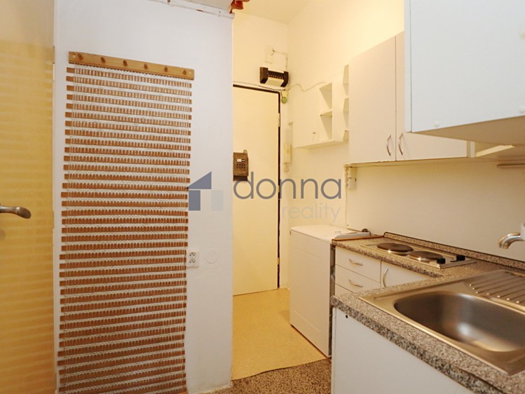 Pronájem bytu 1+kk 30 m² - foto 4