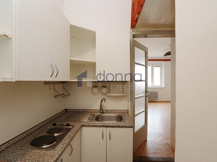 Pronájem bytu 1+kk 30 m² - foto 6