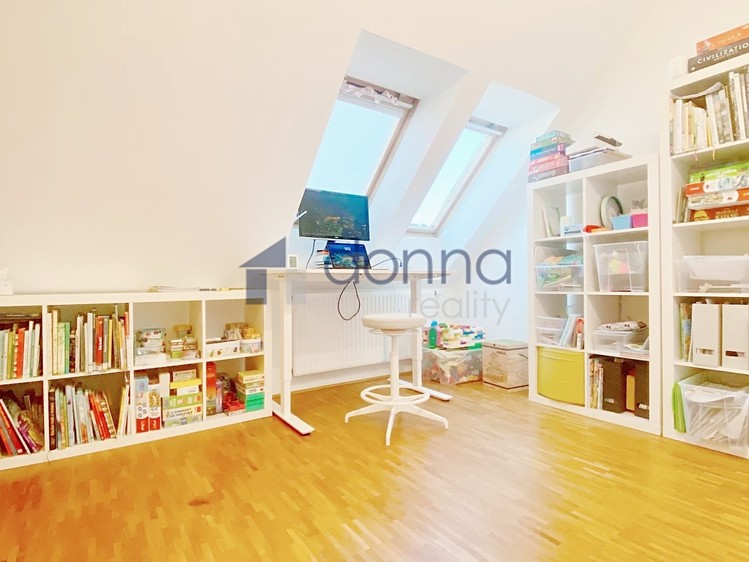 Pronájem bytu 3+kk 82 m² (Podkrovní) - foto 7