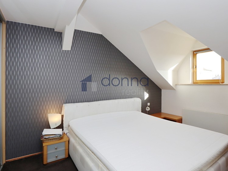 Pronájem bytu 5+kk 175 m² (Mezonet) - foto 3