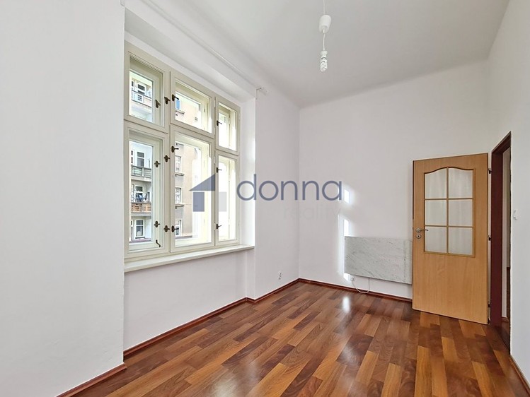 Pronájem bytu 3+kk 53 m² - foto 4