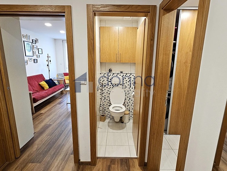 Pronájem bytu 3+kk 72 m² - foto 8