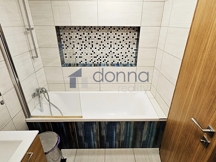 Pronájem bytu 3+kk 72 m² - foto 6