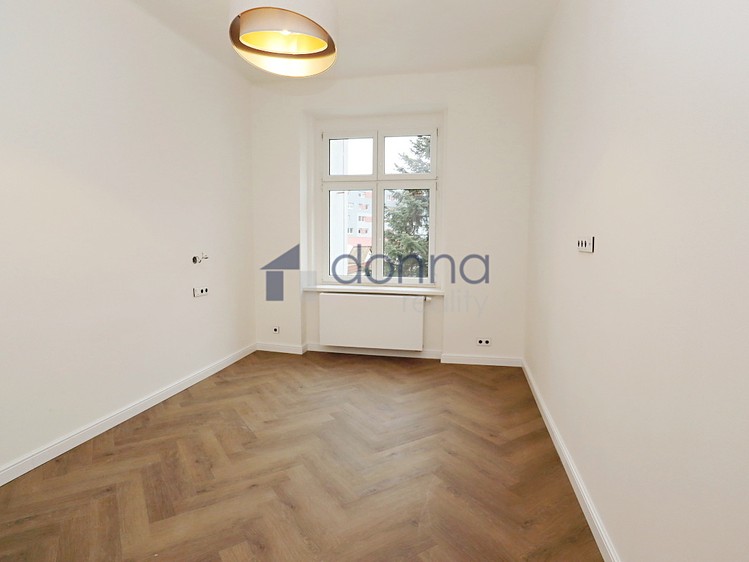 Pronájem bytu 3+kk 95 m² - foto 5