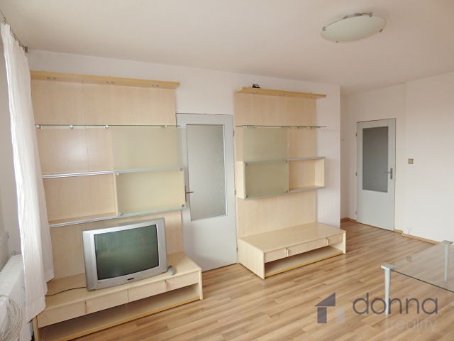 Pronájem bytu 3+1 71 m² - foto 7