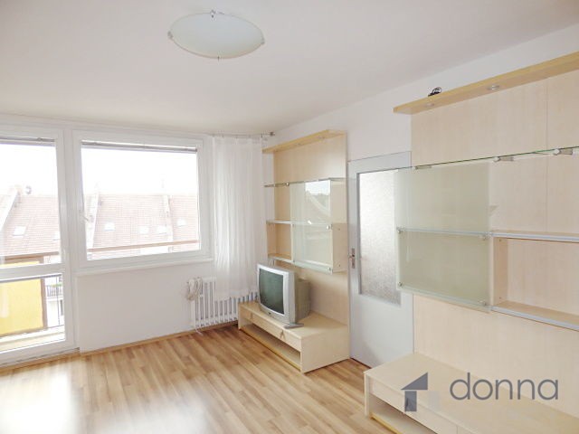 Pronájem bytu 3+1 71 m² - foto 6
