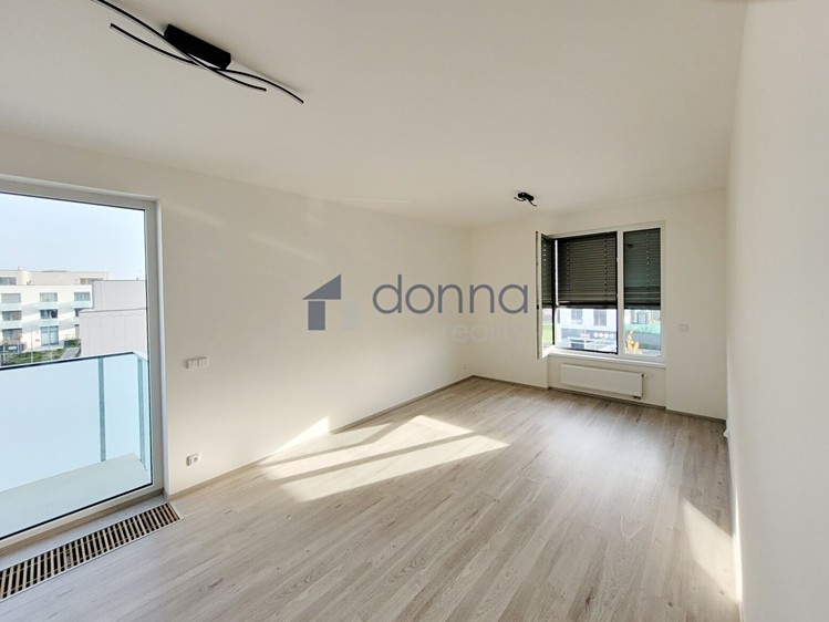 Pronájem bytu 2+kk 50 m² - foto 4