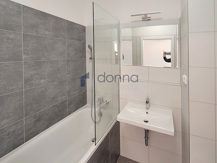 Pronájem bytu 2+kk 50 m² - foto 6