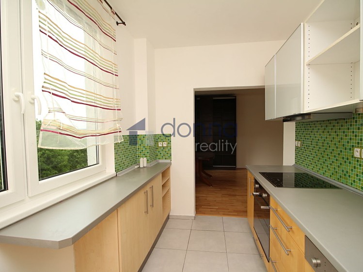 Pronájem bytu 3+kk 69 m² - foto 4