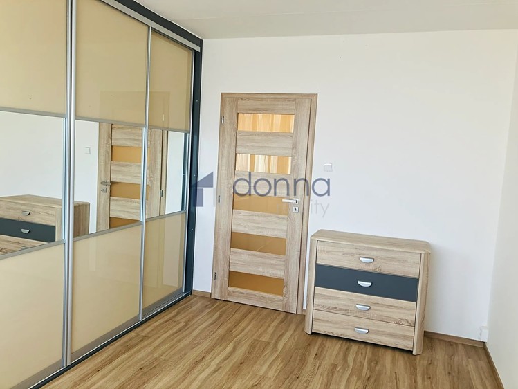 Pronájem bytu 3+kk 74 m² - foto 6