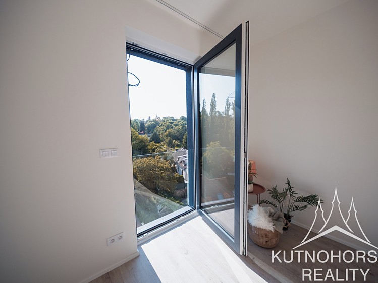 Pronájem bytu 1+kk 25 m² - foto 4