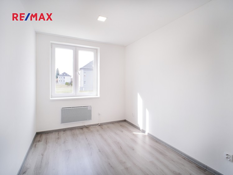 Pronájem bytu 2+kk 44 m² - foto 6