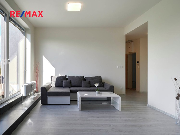 Pronájem bytu 4+kk 102 m² (Loft) - foto 2