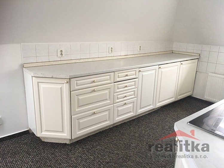 Pronájem bytu 2+kk 56 m² - foto 2