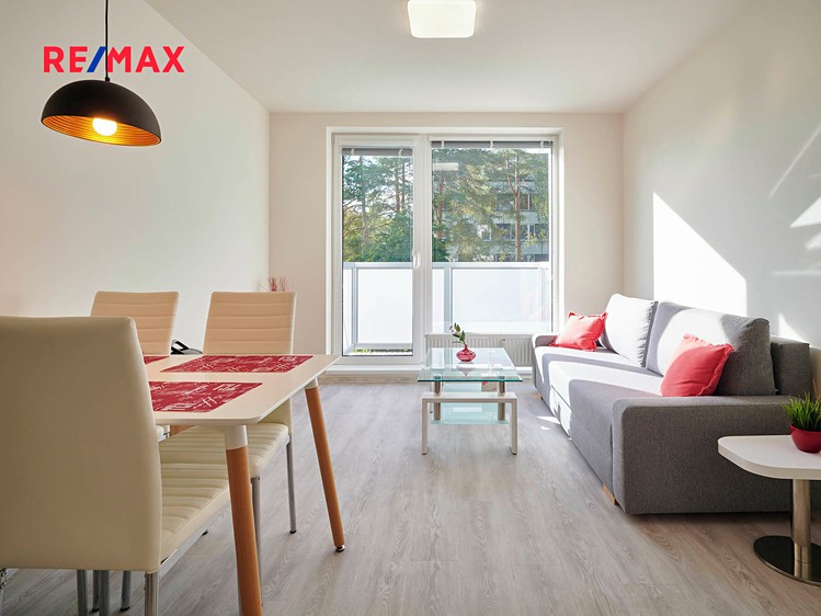 Pronájem bytu 2+kk 45 m² - foto 1