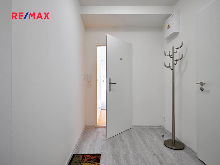 Pronájem bytu 2+kk 45 m² - foto 4